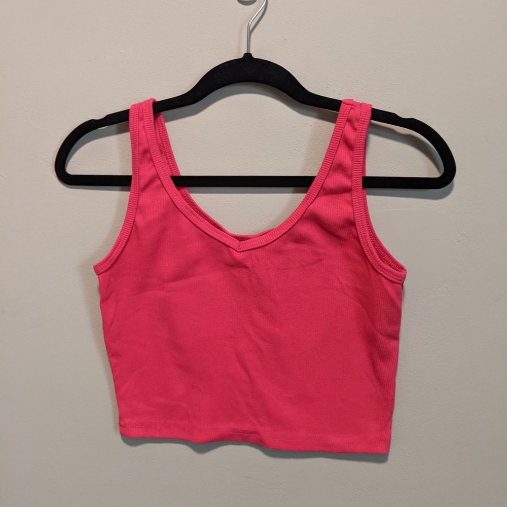 Pink tank